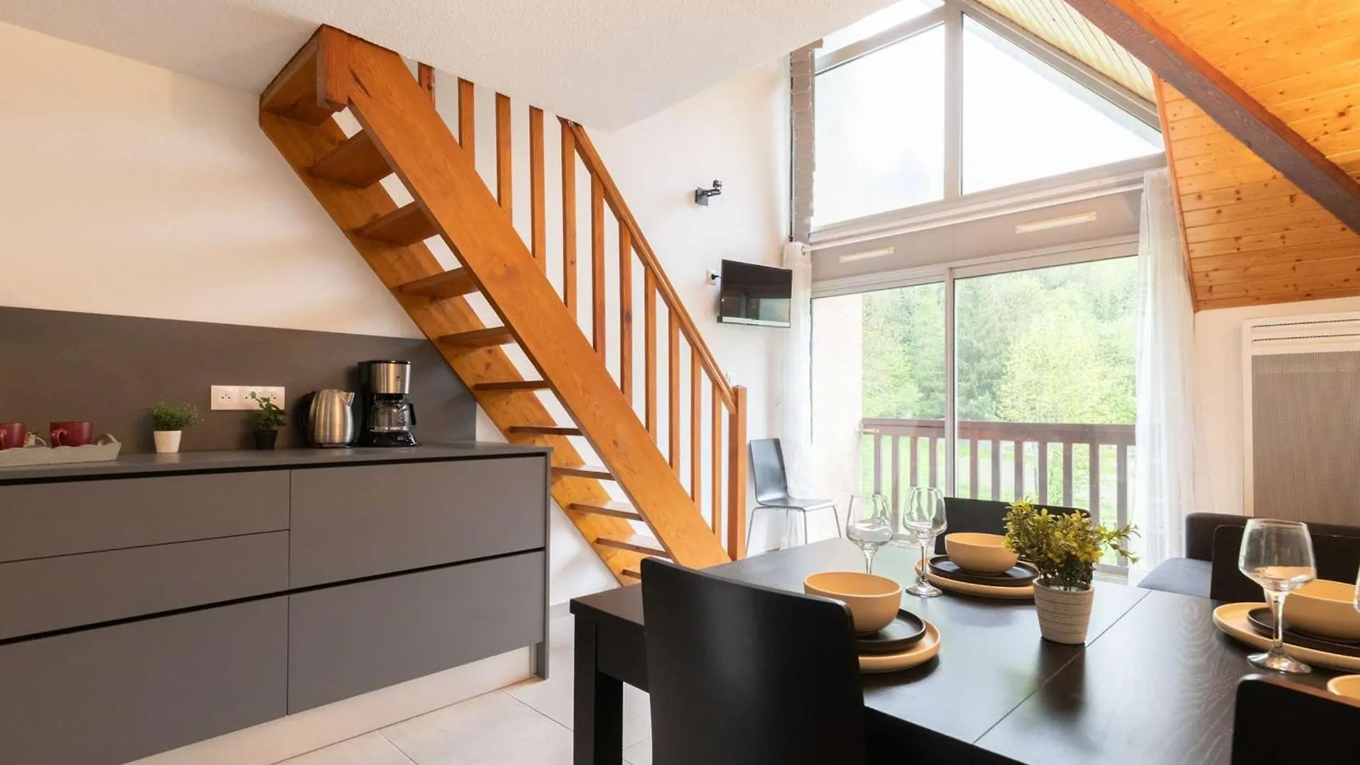 Appartement Calme Pres Du Centre Et Pistes, Balcon Sud, Navette Gratuite - Fr-1-296-168 サン・ラリー・スラン